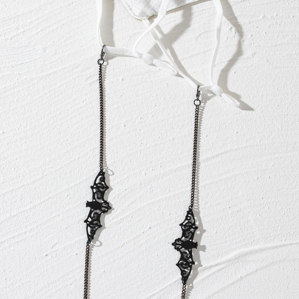 Bat Face Mask Chain